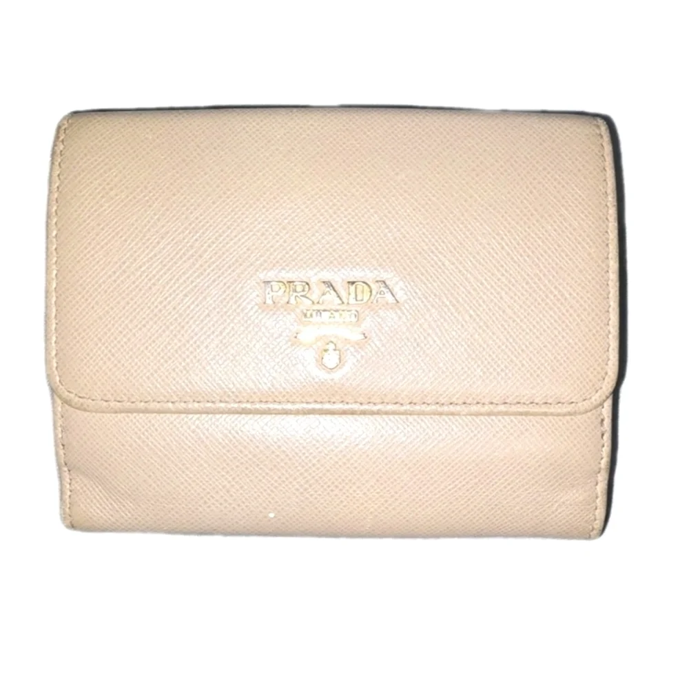 EUC - Prada Cream Leather Women's Wallet With Pink Interior